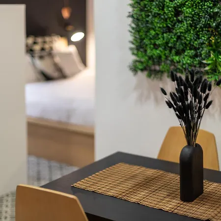 Carlo 12 Charming By Wonderful Italy Appartement Bologna