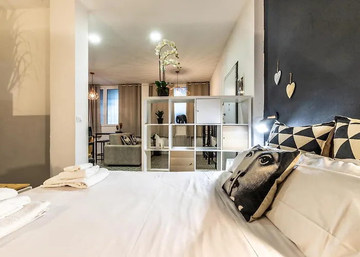 Carlo 12 Charming By Wonderful Italy بولونيا