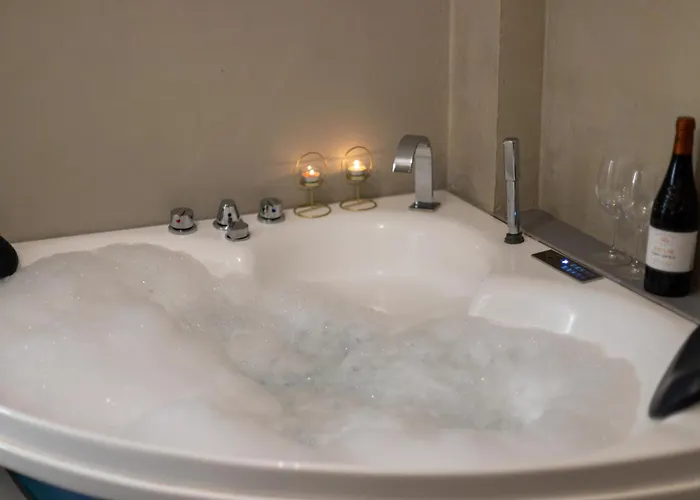 Carlo 12 Charming By Wonderful Italy *