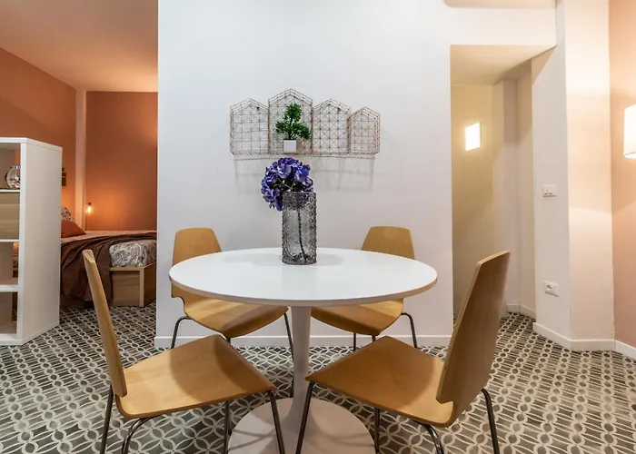 Carlo 12 Charming By Wonderful Italy شقة