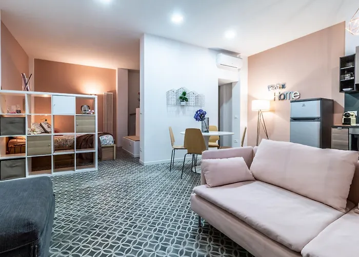 Carlo 12 Charming By Wonderful Italy شقة بولونيا