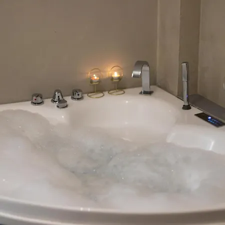 Carlo 12 Charming By Wonderful Italy *