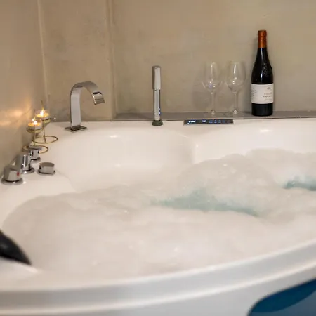 Carlo 12 Charming By Wonderful Italy Lägenhet